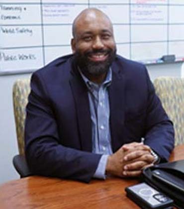 Toussaint Kirk